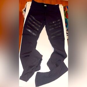 ALO LEGGINGS WITH KNIT FABRIC